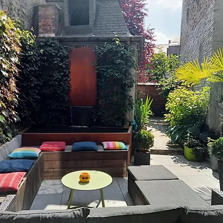 Couque Cuivree Ii Bed & Breakfast *