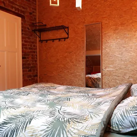 Bed & Breakfast Couque Cuivree Ii *